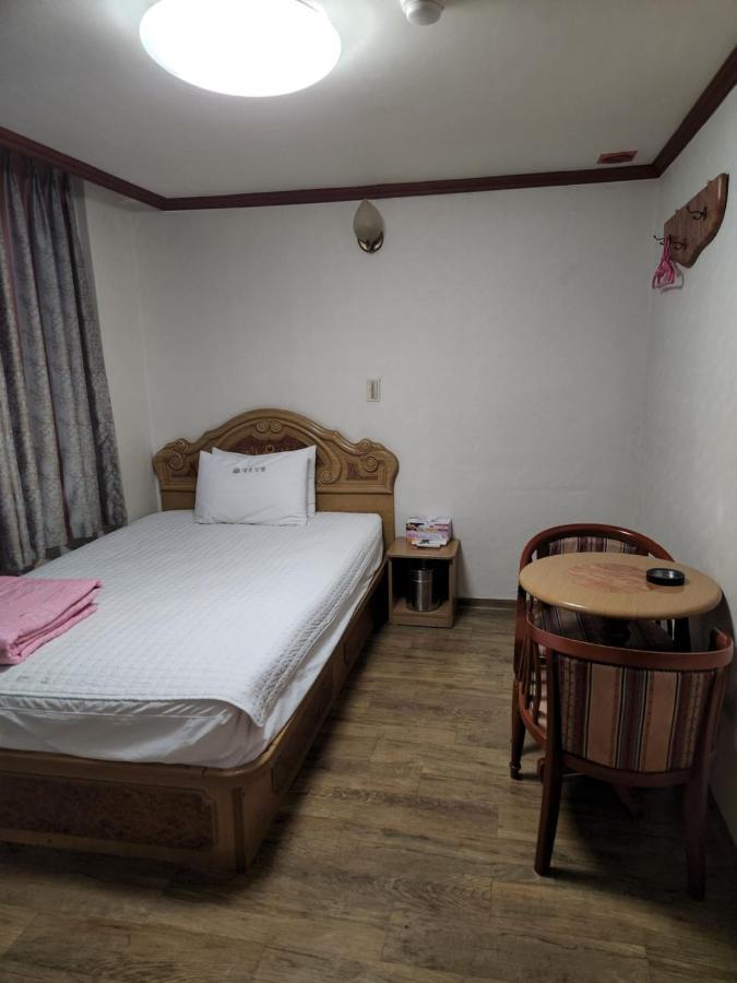 Daeho Motel Пусан Екстер'єр фото