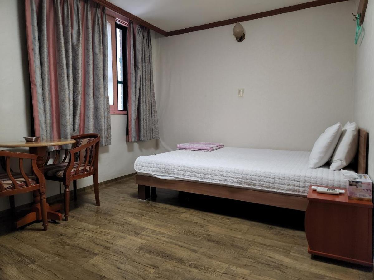 Daeho Motel Пусан Екстер'єр фото